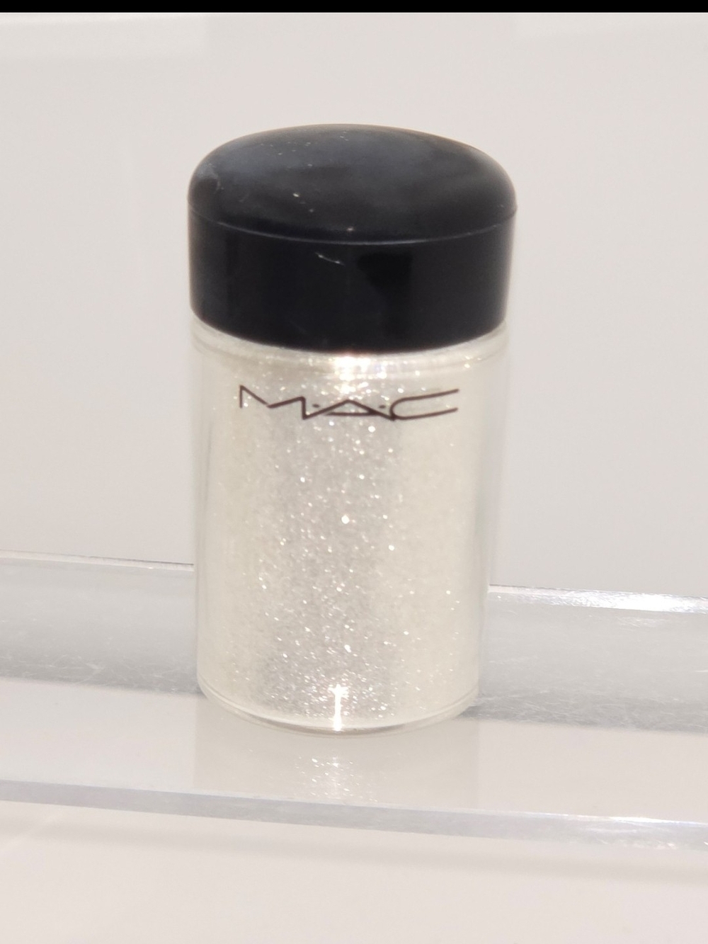 RARE & DISCONTINED MAC PRO LOOSE GLITTER "REFLECTS GOLD" **HTF!**
